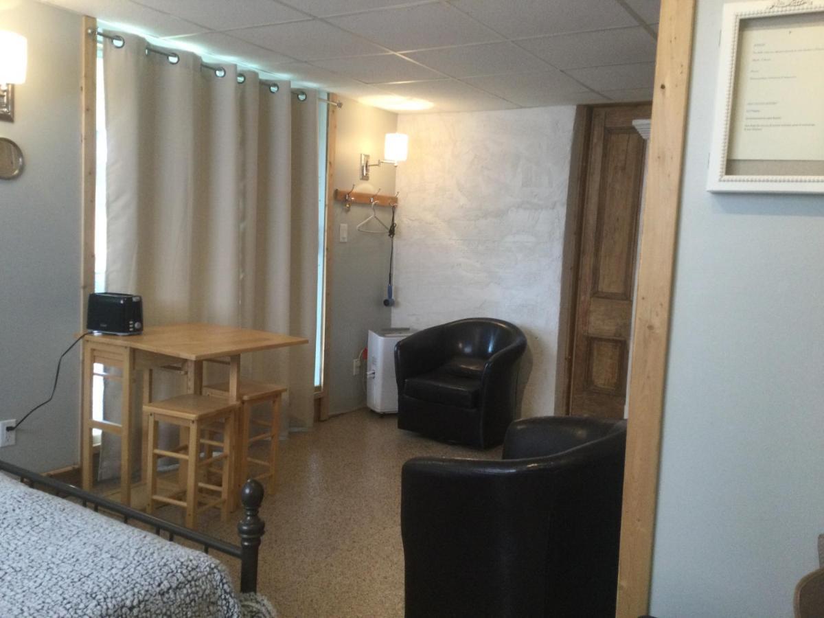 Gite Chez Gilles Levesque Saints-Anges Bagian luar foto